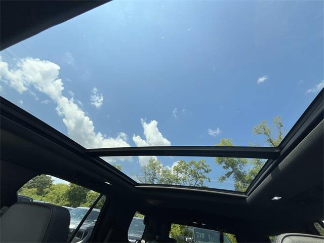 Photo of 2025 Onyx Black GMC Yukon
