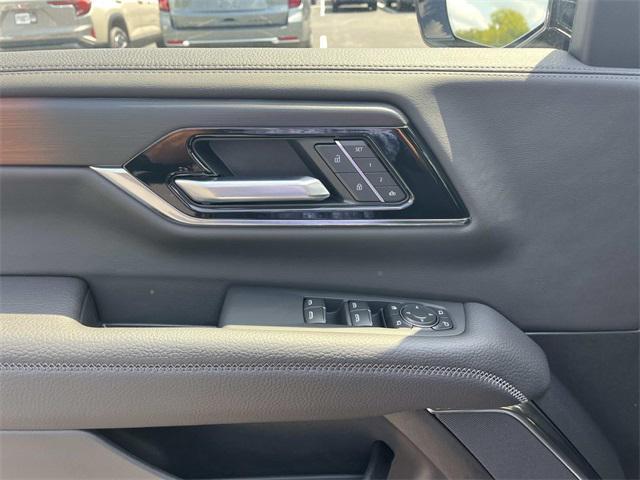 Photo of 2025 Onyx Black GMC Yukon