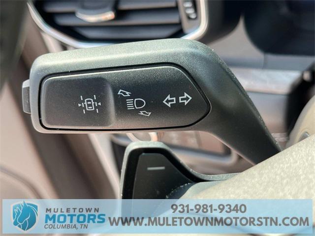Photo of 2021 Star White Metallic Tri-Coat Ford Explorer