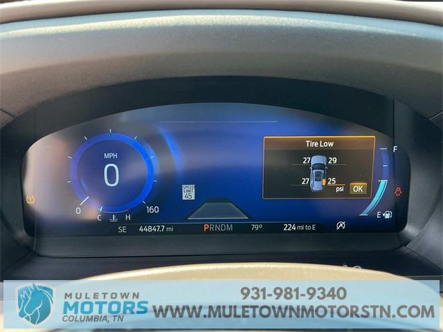 Photo of 2021 Star White Metallic Tri-Coat Ford Explorer