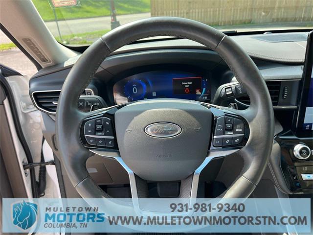 Photo of 2021 Star White Metallic Tri-Coat Ford Explorer