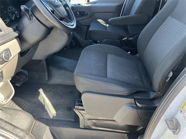 Photo of 2023 Oxford White Ford Transit-250