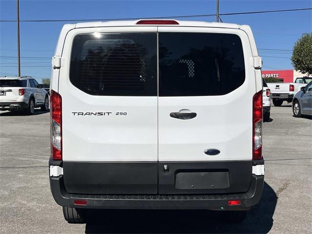 Photo of 2023 Oxford White Ford Transit-250