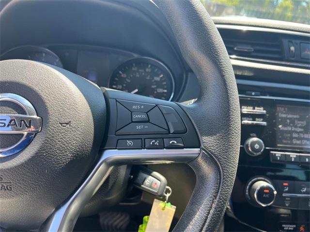 Photo of 2018 Magnetic Black Nissan Rogue Sport
