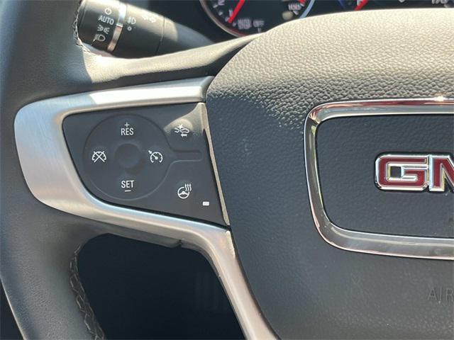 Photo of 2023 Summit White GMC Acadia