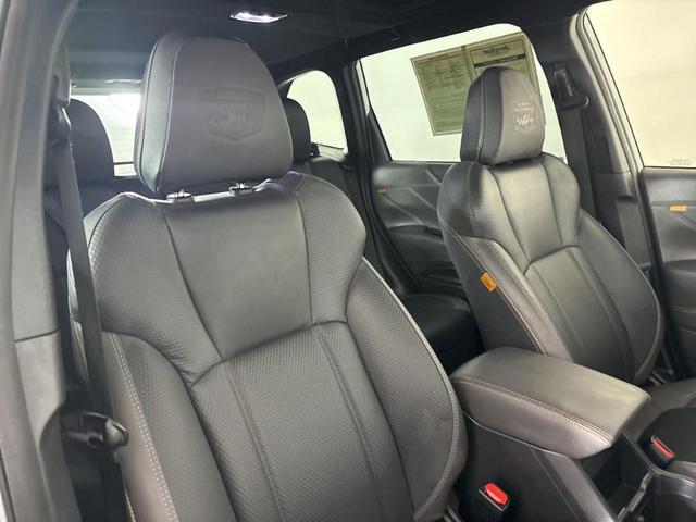 Photo of 2023 Ice Silver Metallic Subaru Forester