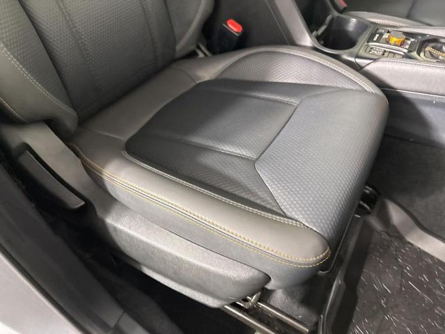Photo of 2023 Ice Silver Metallic Subaru Forester