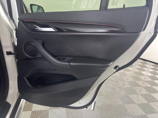 Photo of 2022 Alpine White BMW X1