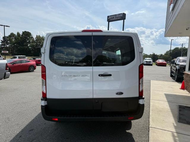 Photo of 2024 Oxford White Ford Transit-250