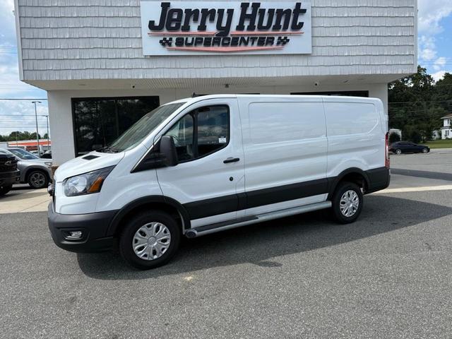 Photo of 2024 Oxford White Ford Transit-250