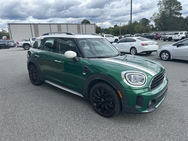 Photo of 2022 British Racing Green MINI Countryman