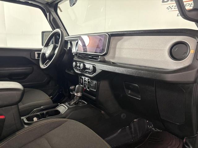 Photo of 2025 Fathom Blue Pearlcoat Jeep Gladiator