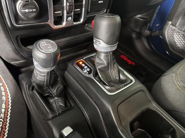 Photo of 2025 Fathom Blue Pearlcoat Jeep Gladiator