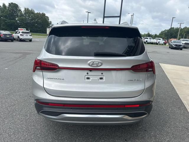 Photo of 2022 Shimmering Silver Hyundai SANTA FE HEV