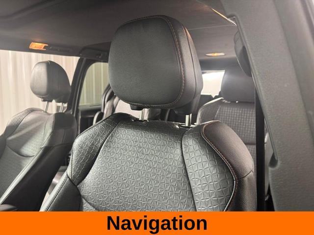 Photo of 2024 Black Toyota Sienna
