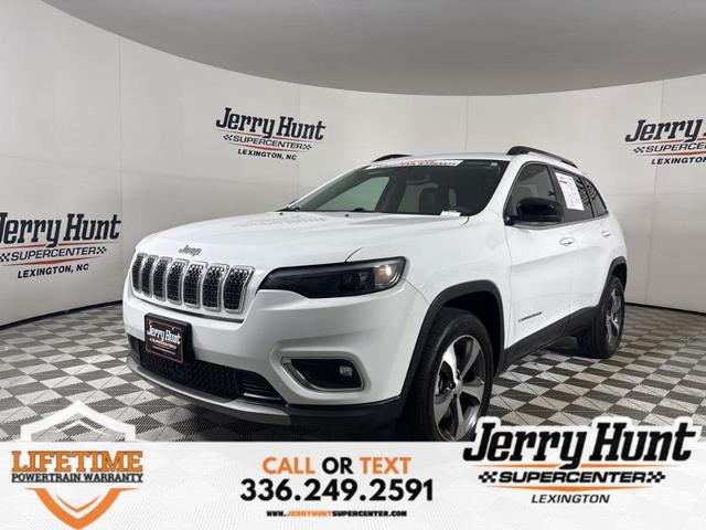 Photo of 2022 Bright White Clearcoat Jeep Cherokee
