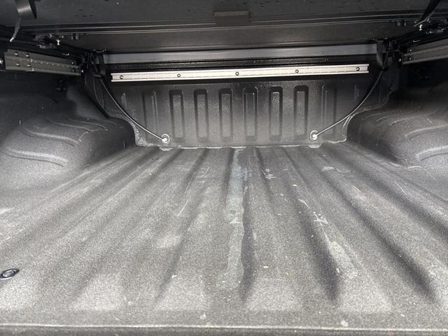 Photo of 2024 Boulder Gray Metallic Nissan Frontier