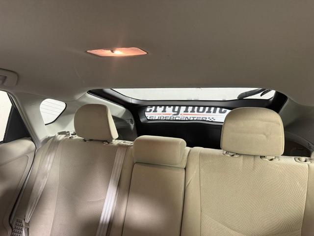 Photo of 2012 Red Toyota Prius
