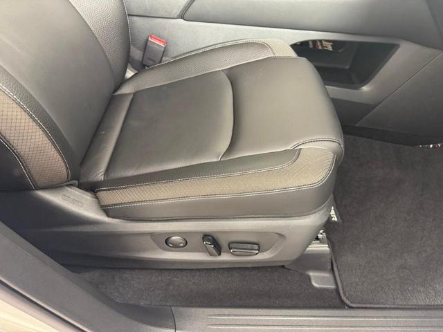 Photo of 2025 Brilliant Silver Metallic Nissan Pathfinder