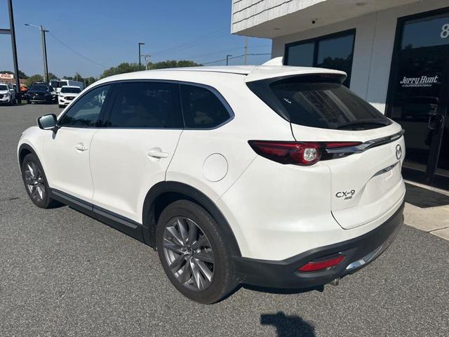 Photo of 2023 Snowflake White Pearl Mazda CX-9