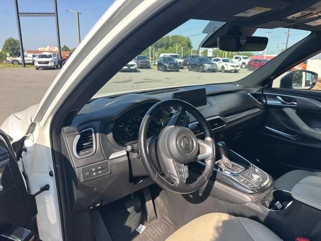 Photo of 2023 Snowflake White Pearl Mazda CX-9
