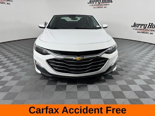 Photo of 2024 Summit White Chevrolet Malibu
