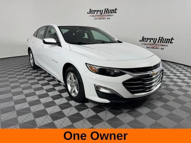 Photo of 2024 Summit White Chevrolet Malibu