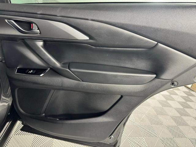 Photo of 2023 Machine Gray Metallic Mazda CX-9