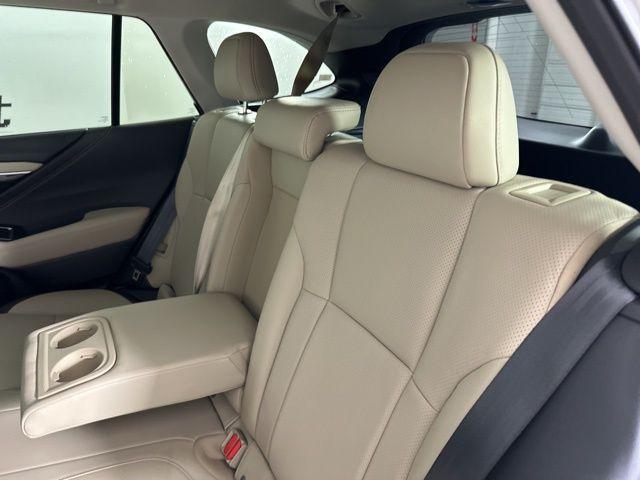 Photo of 2022 Crystal White Pearl Subaru Outback