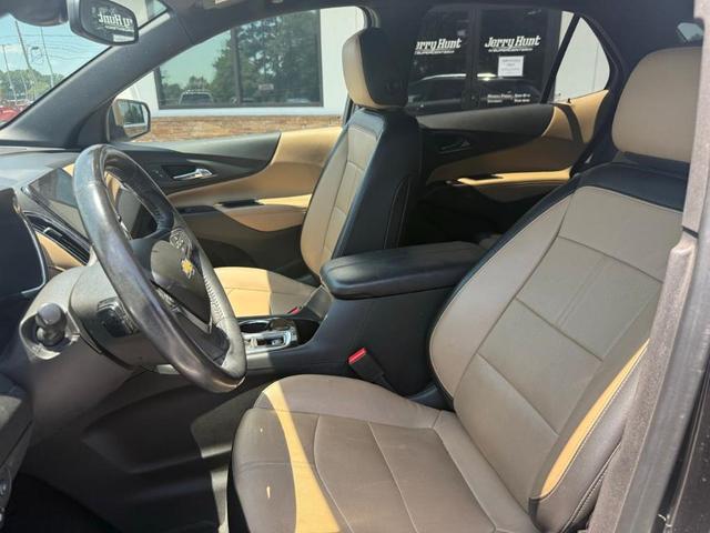 Photo of 2022 Gray Chevrolet Equinox