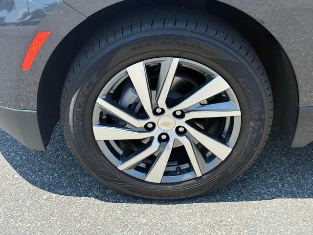 Photo of 2022 Gray Chevrolet Equinox