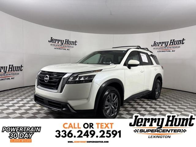 2022 Nissan Pathfinder