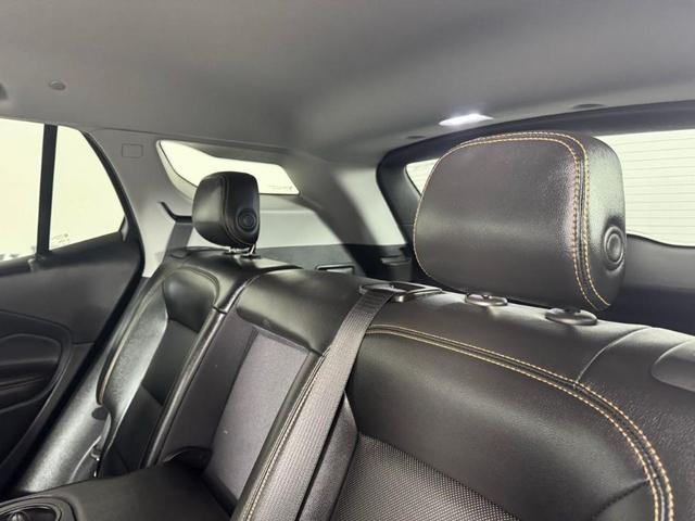 Photo of 2020 Summit White GMC Terrain