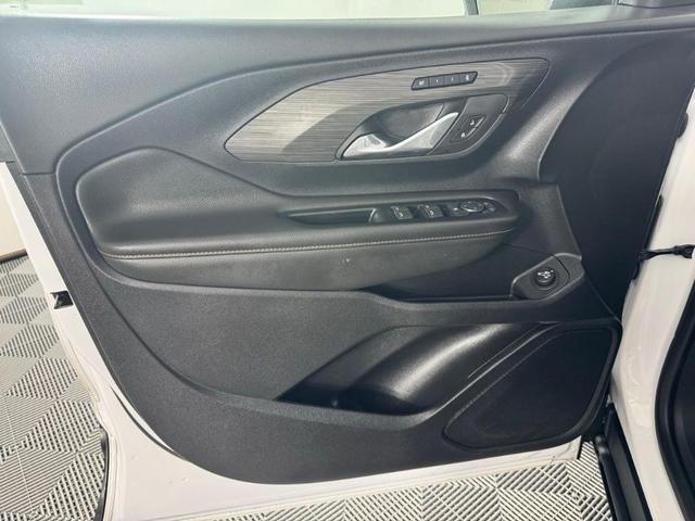 Photo of 2020 Summit White GMC Terrain