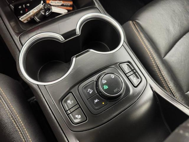 Photo of 2020 Summit White GMC Terrain