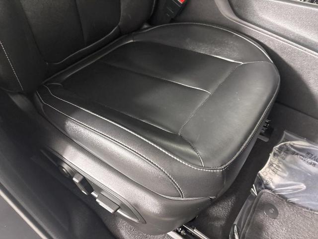 Photo of 2022 Metallic Jeep Grand Cherokee L