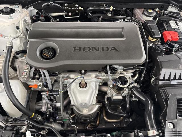 Photo of 2025 White Honda Civic