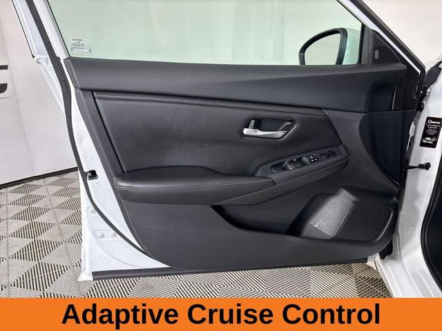 Photo of 2020 Cloud White Nissan Sentra