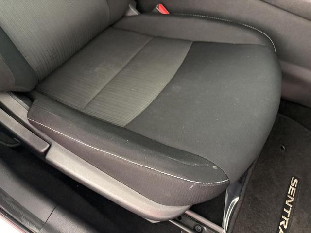 Photo of 2020 Cloud White Nissan Sentra