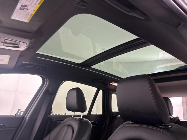 Photo of 2022 Jet Black BMW X1