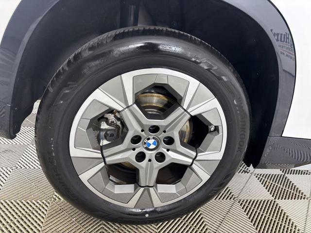 Photo of 2024 White BMW X1