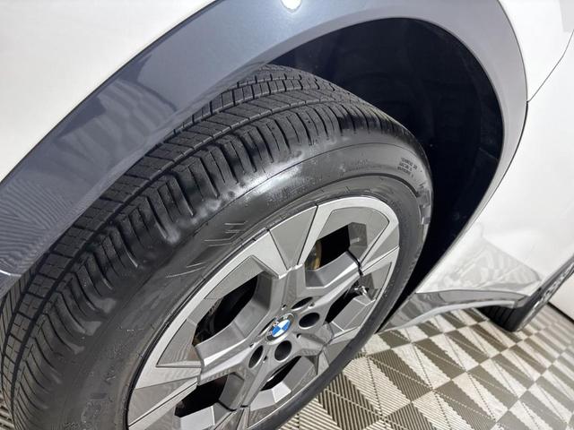 Photo of 2024 White BMW X1