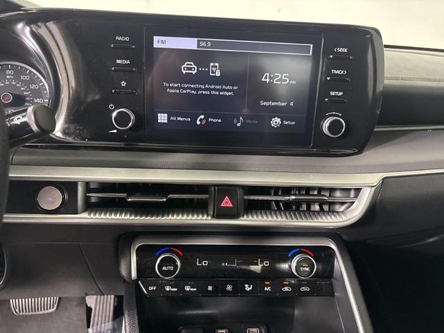 Photo of 2023 Everlasting Silver Kia K5