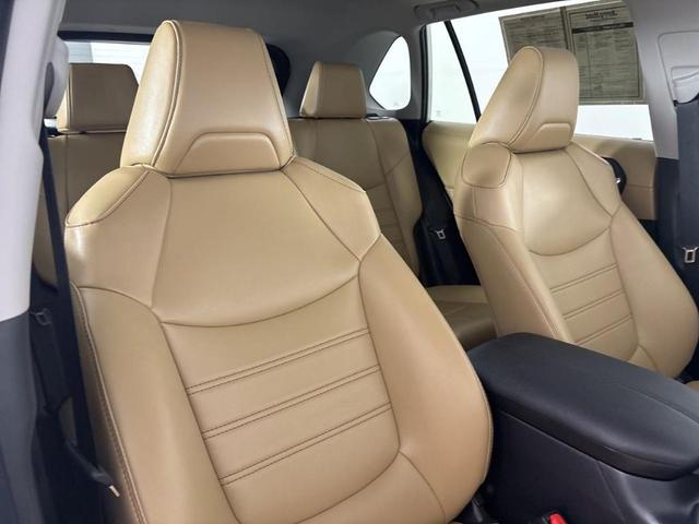 Photo of 2025 White Toyota RAV4