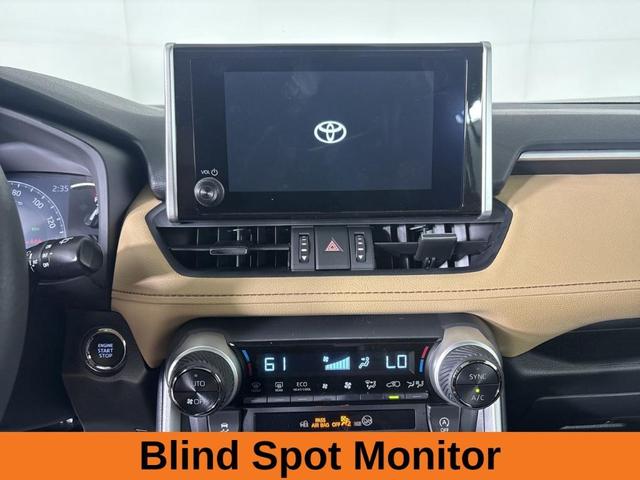 Photo of 2025 White Toyota RAV4