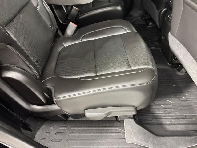 Photo of 2023 Ebony Twilight Metallic GMC Acadia