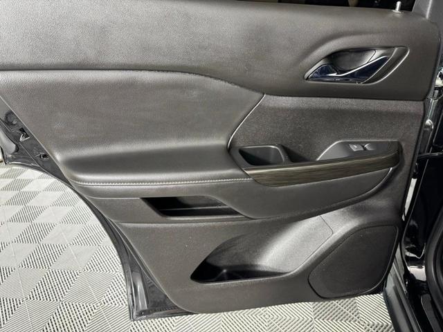 Photo of 2023 Ebony Twilight Metallic GMC Acadia
