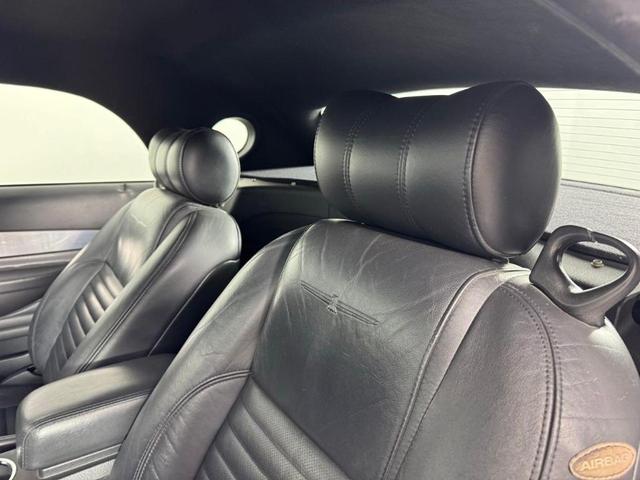 Photo of 2002 Black Ford Thunderbird