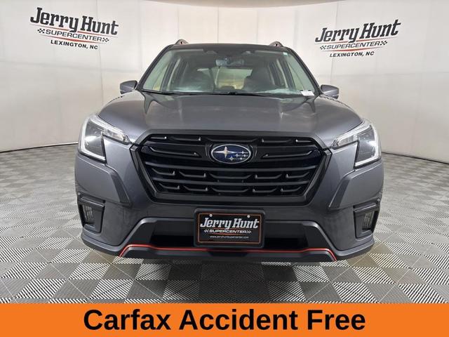 Photo of 2023 Magnetite Gray Metallic Subaru Forester