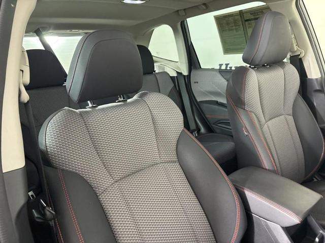Photo of 2023 Magnetite Gray Metallic Subaru Forester